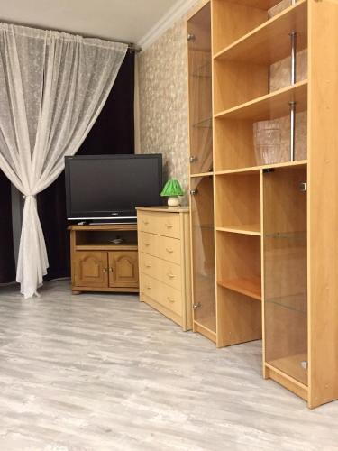 Large Apartment On Startovaya 1