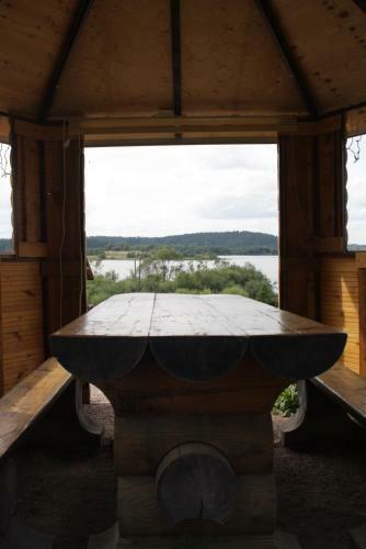 Hostal Holiday Home Tihotut