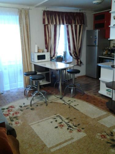 Apartment On Karelskaya 75