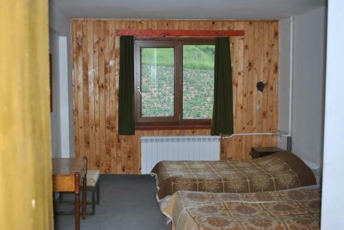 Hotel Kris Guesthouse
