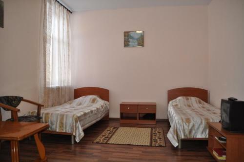 Tri Zvezdy Hotel