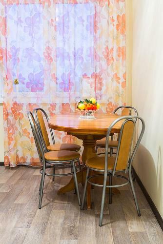 Apartment On Stavrovskaya 4
