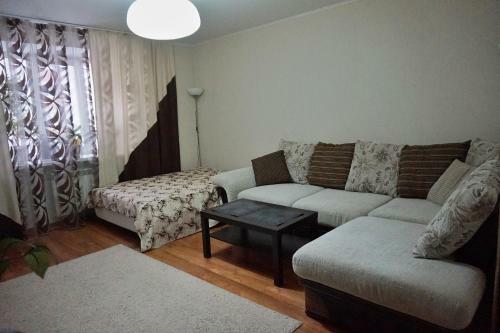 Apartment On Prospekt Stroiteley 15e