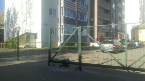 Apartment On 1-ya Pionerskaya 88g