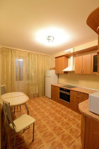 Apartment Renta36 On Revolutsii 1905 Goda 31d