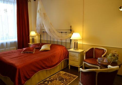Old Times Hotel