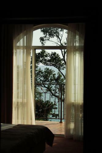 Agama Hotel
