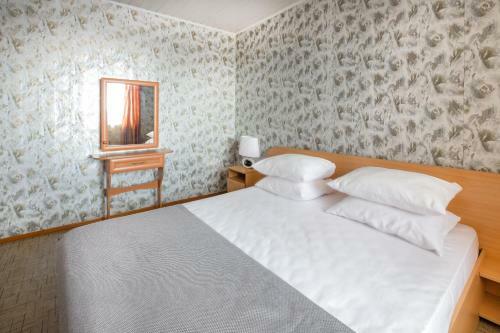 Hotel Shirokaya Baza Otdykha