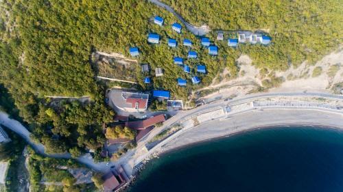 Hotel Shirokaya Baza Otdykha