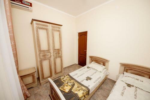 Hostal Guesthouse Pafos