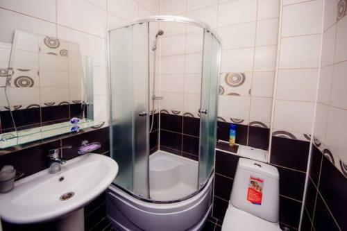 Hostal Zolotaya Loza Guest House