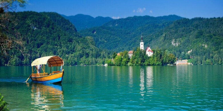 Hostal Central Bled House