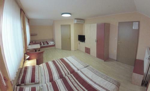 Bed & Breakfast Rooms En Krajcar