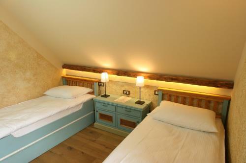 Villa Les With Hot Tub