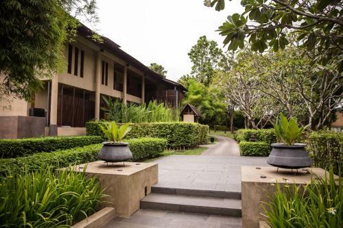 Hotel Kirimaya Golf Resort Spa