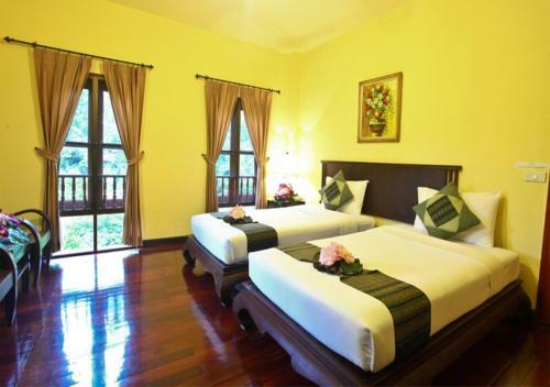 Hotel Phuwanalee Resort