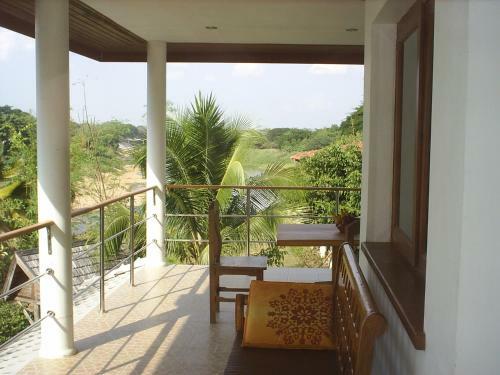 Ban Rim Nam Riverside Resort