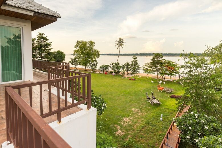 Vieng Khong Hotel