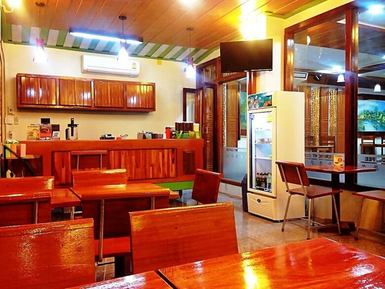Riverfront Hotel Mukdahan