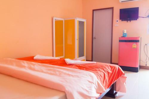 Hostal Rak Ban Kerd House