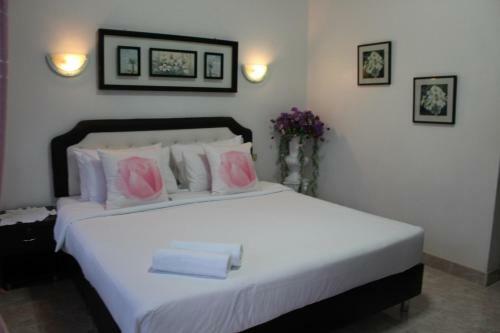 Hotel White Elephant Resort