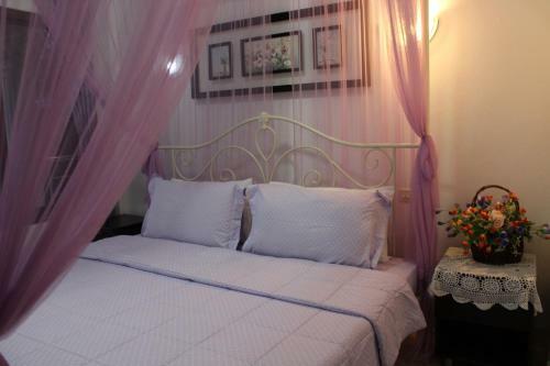 Hotel White Elephant Resort