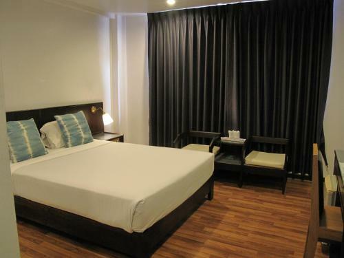 Dusit Hotel