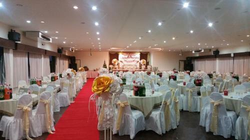 Dusit Hotel