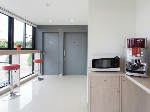 Hotel Hop Inn Sakon Nakhon