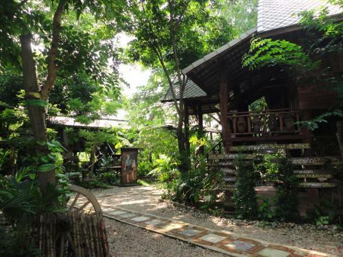 Hostal Kad Sala Lanna Cultural Homestay