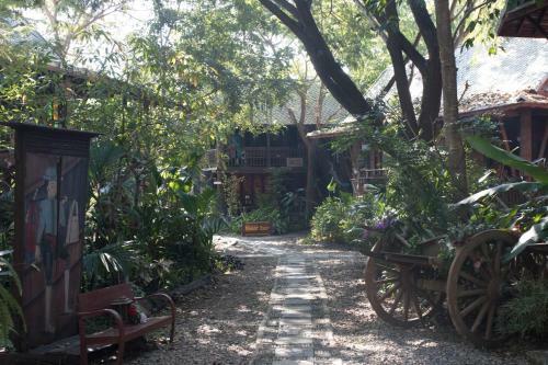 Hostal Kad Sala Lanna Cultural Homestay