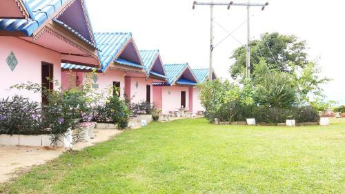 Hostal Banphakphuchifah Resort