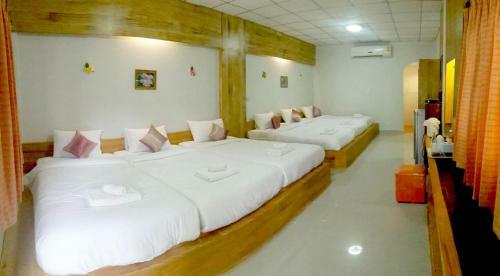 Hotel Tanaosri & Creekside Resort