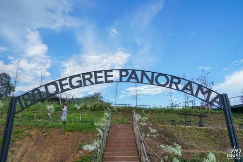 Hotel Phukaew & Adventure Park Resort