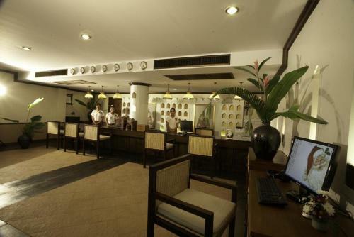 Hotel Salad Buri Resort