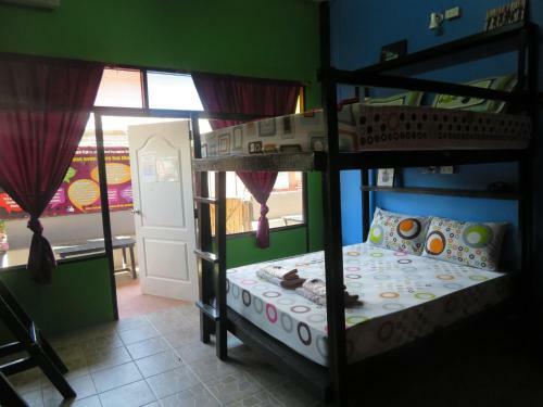 Hostal Same Same Guesthouse, Bar & Restaurant