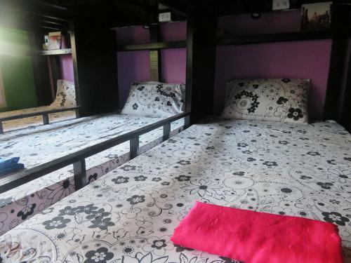Hostal Same Same Guesthouse, Bar & Restaurant