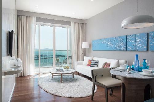 Hotel White Sand Beach Residences Pattaya