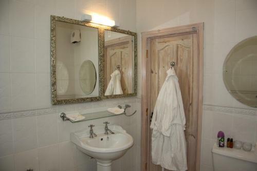 Hostal Seasons Lodge Guesthouse