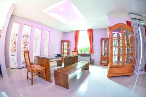 Tamnak Beach House