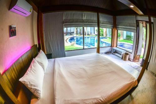 Tamnak Beach House