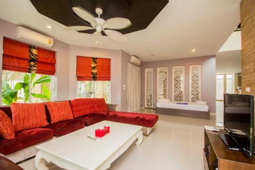 Tamnak Beach House