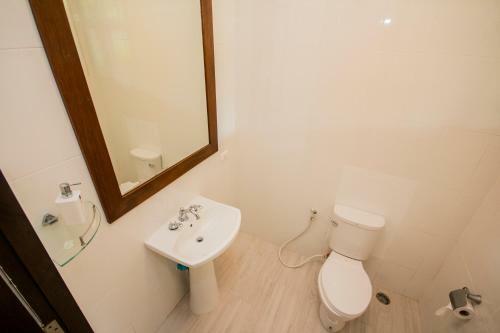 Tamnak Beach House