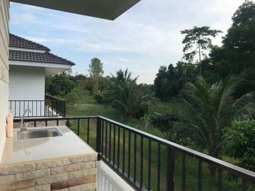 Hostal V&k Baansuankaew Resort