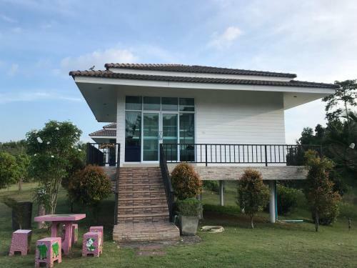 Hostal V&k Baansuankaew Resort