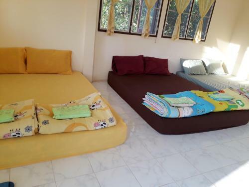 Hostal Ban Ing Nam Resort