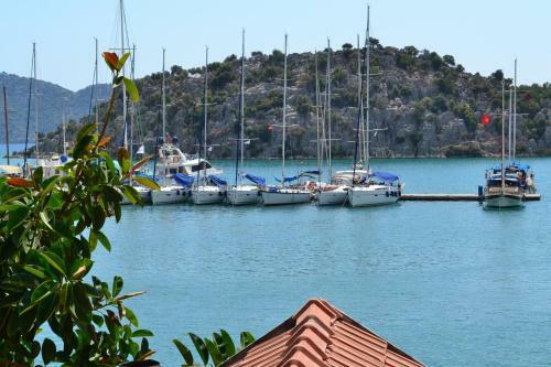 Onur Pension
