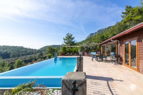 Kuyucak Villa Sleeps 6 Pool Air Con Wifi