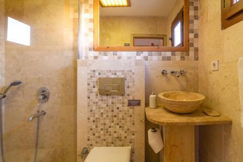 Kuyucak Villa Sleeps 6 Pool Air Con Wifi