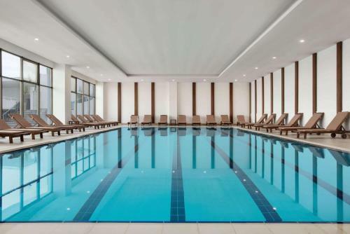 Hotel Ramada Resort By Wyndham Unye